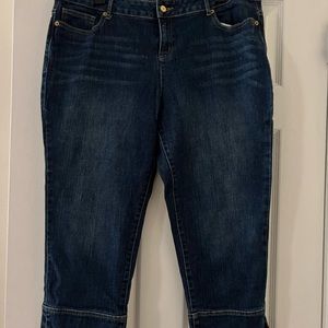 Vera Wang jean capris